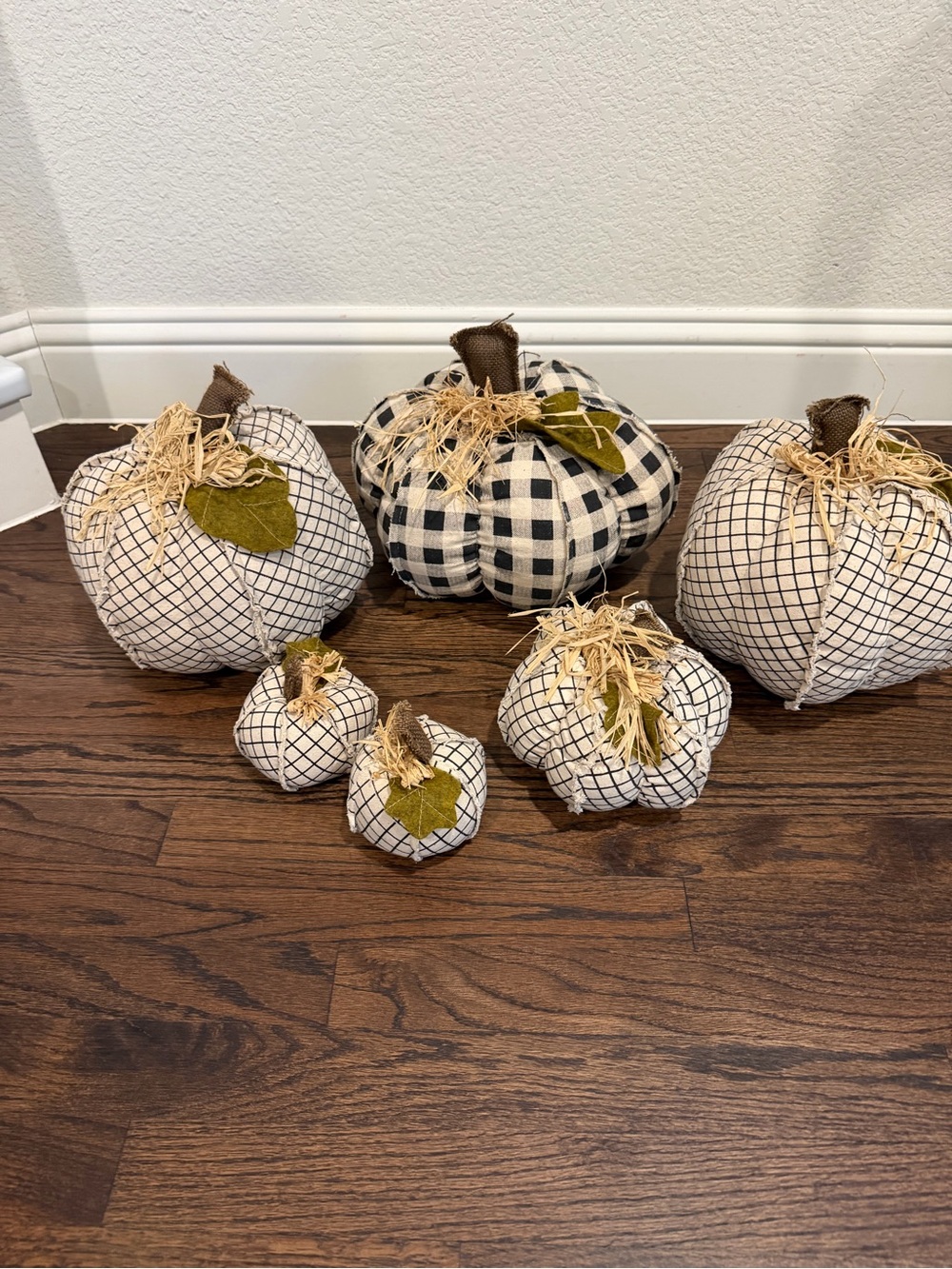Black and White Plaid Fabric Pumpkin Set
